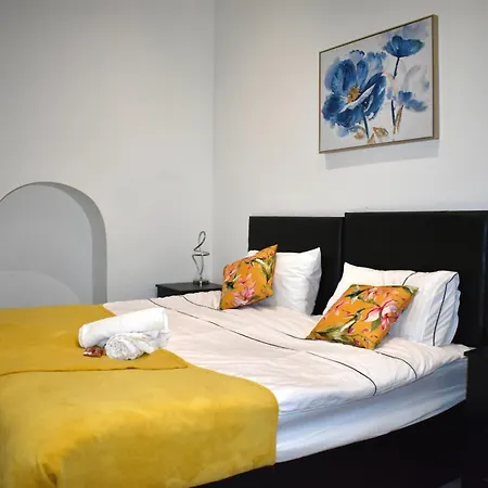 Luxury Jq 2 Bed Flat, Parking Apartman