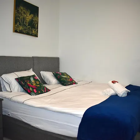Luxury Jq 2 Bed Flat, Parking Apartman *